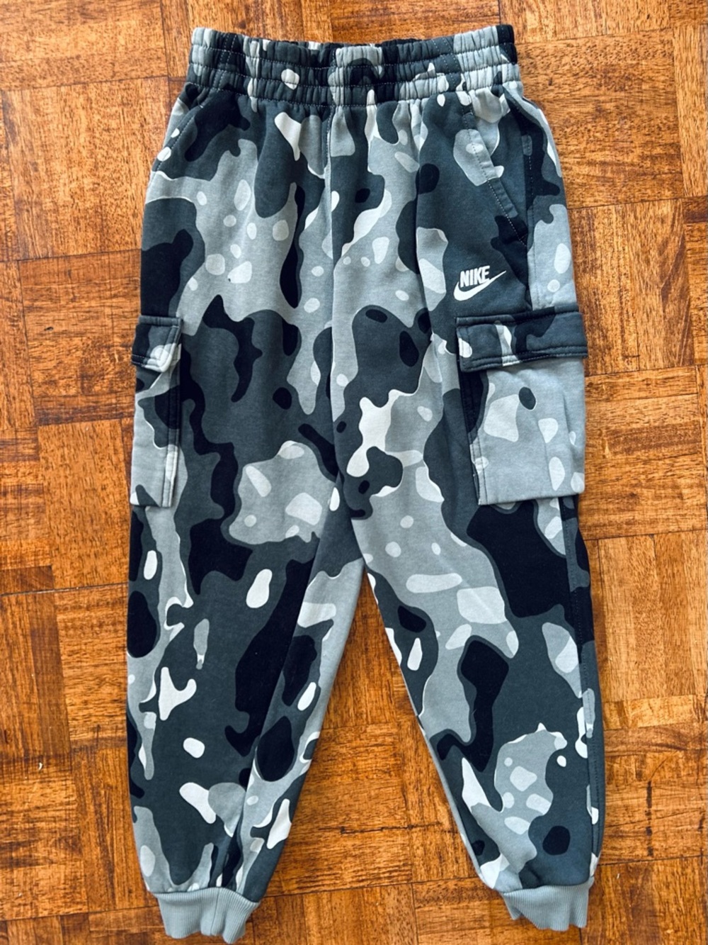 Nike Boys M / 8 Years Camo Cargo Joggers Pants Camouflage